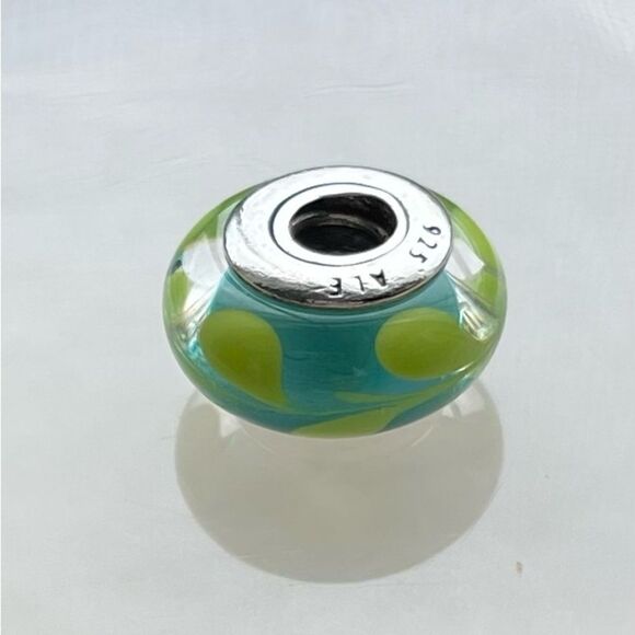 Beautiful Pandora Green and aqua swirl Murano glass charm. - Picture 2 of 5